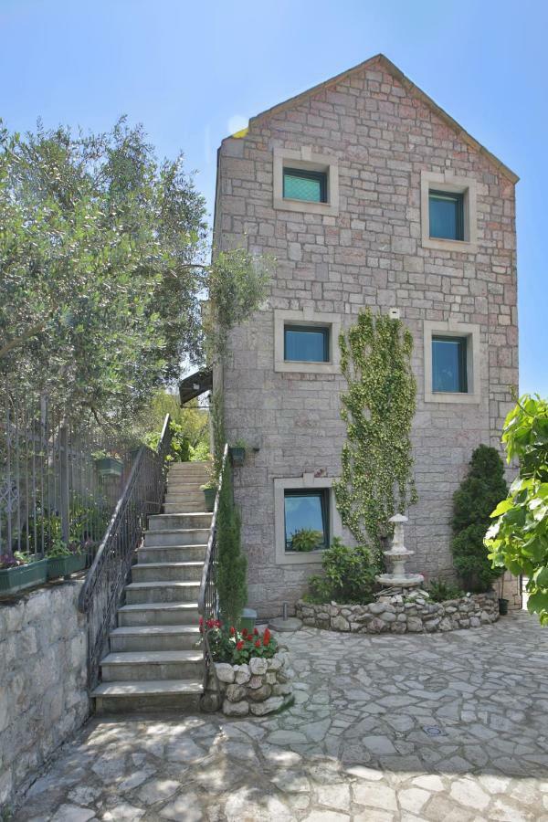 Apartments Holiday Lux Sutomore Exteriér fotografie
